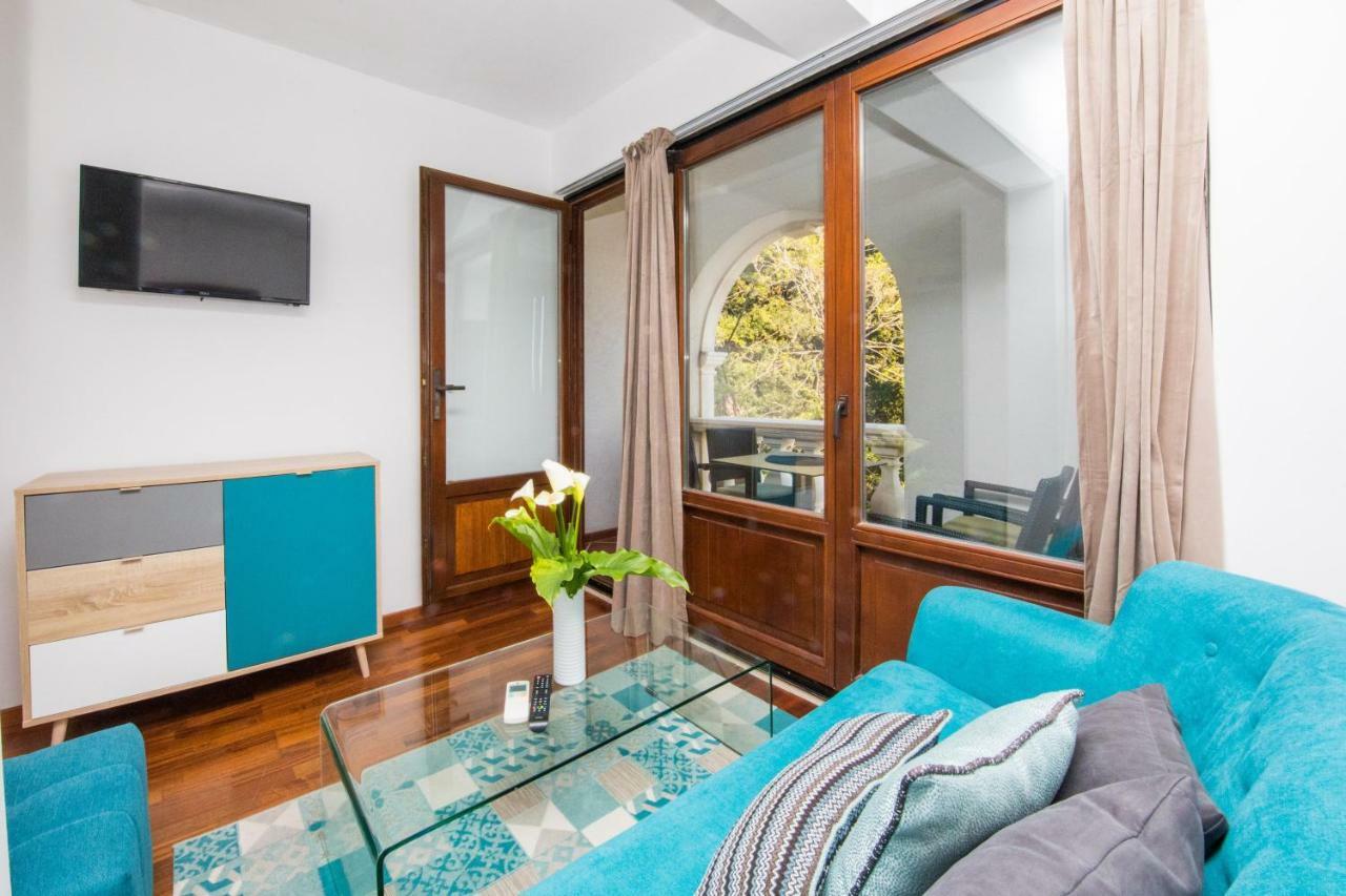 Suite de 2 dormitorios con balcón y vistas al mar