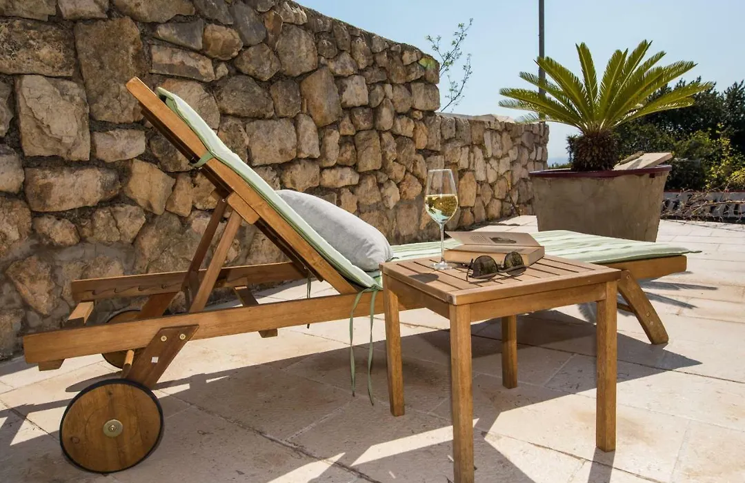 Villa Dard-1